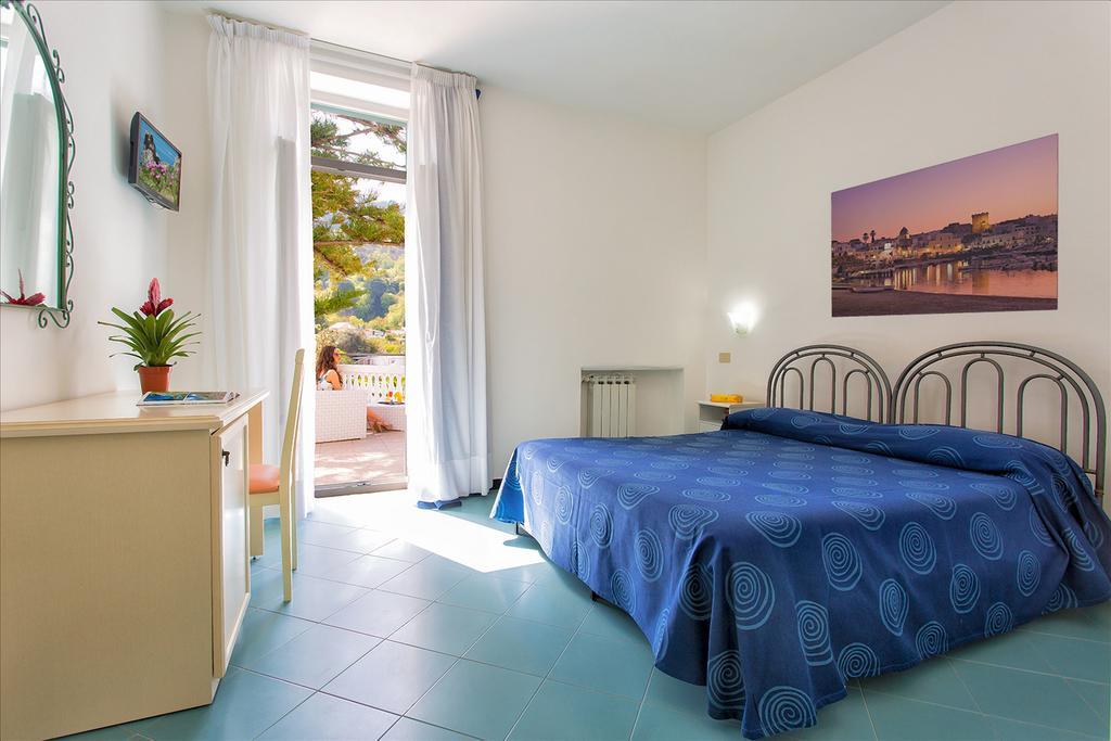 Hotel Terme Miramonte & Mare كازاميتْشيولا تيرمي المظهر الخارجي الصورة